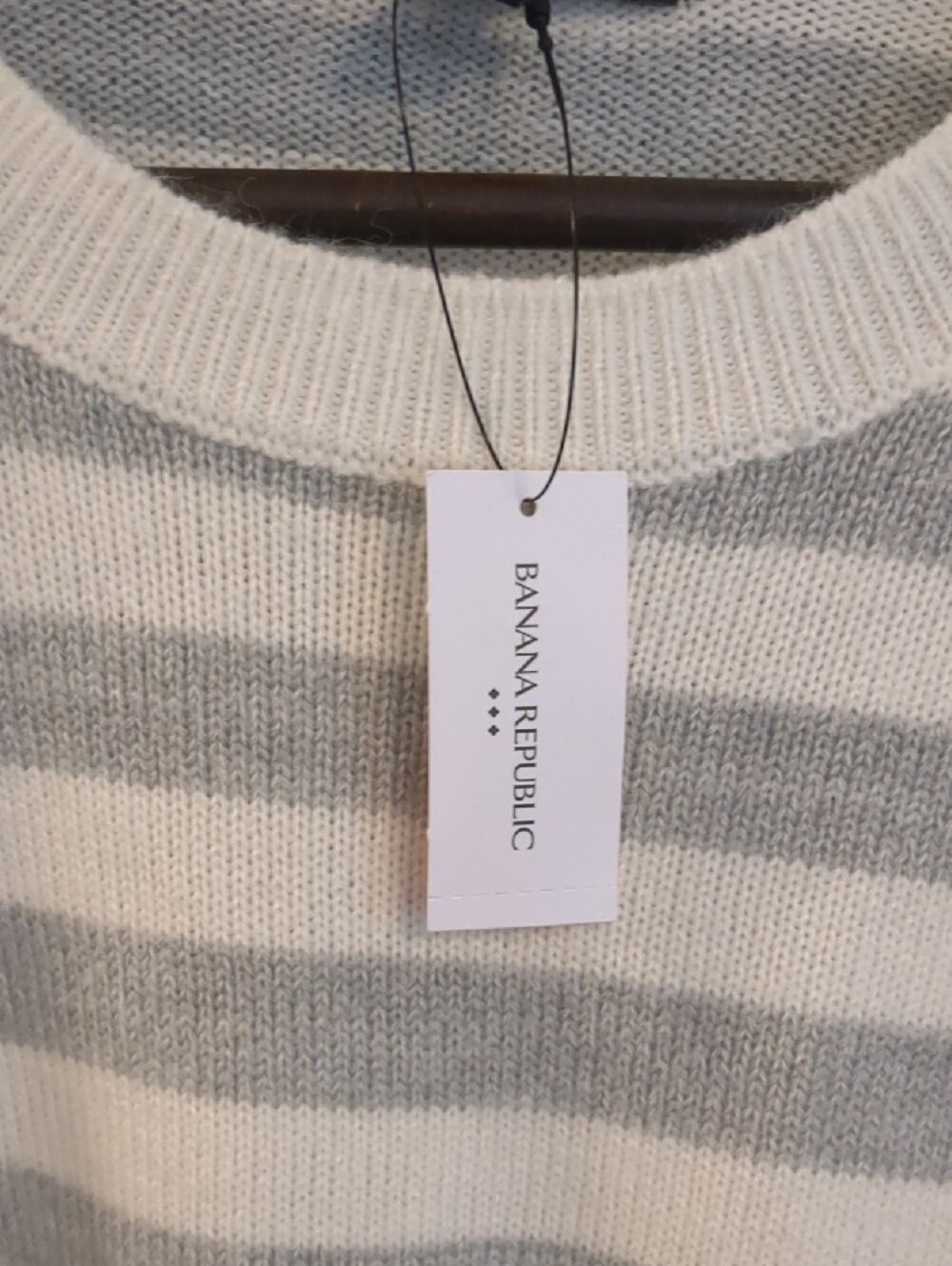 Banana Republic Striped Crewneck Sweater in Cream and Light Gray - Picture 3 of 9